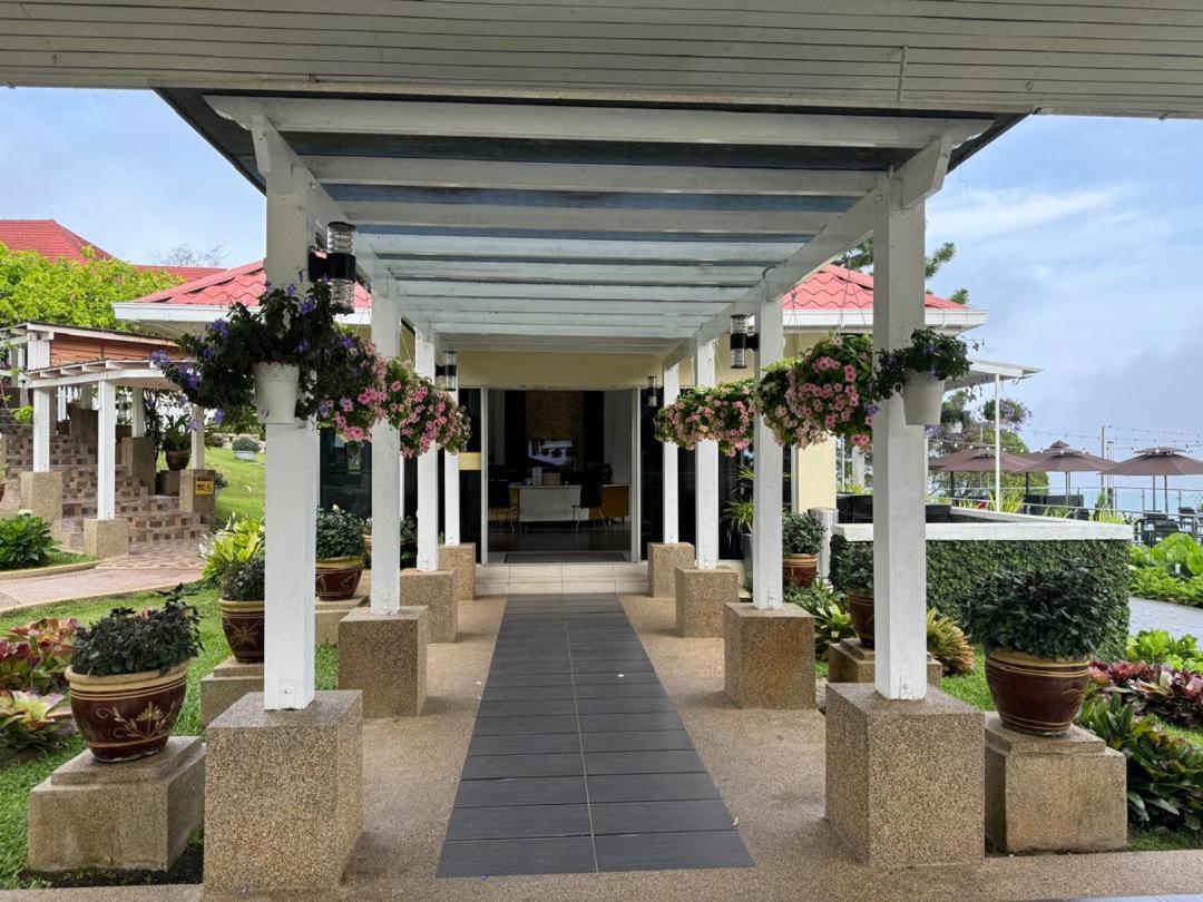 Resort The Jerai Hill Yan